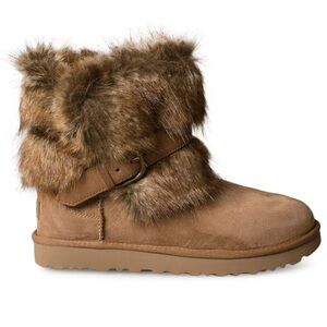 UGG Classic Buckle Mini